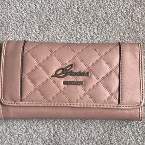 Guess wallet